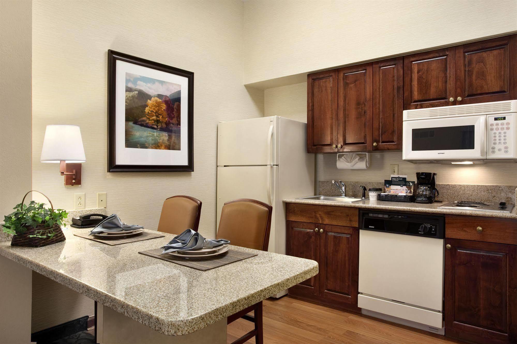 Homewood Suites Nashville Airport Екстериор снимка